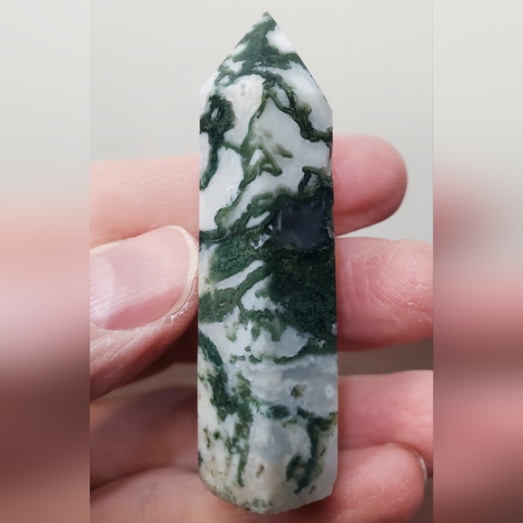 Moss Agate Crystal Tower - Picture 7 of 9